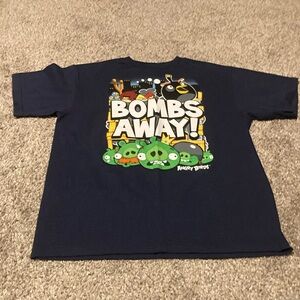 Boys black Angry Birds Tshirt, size XL